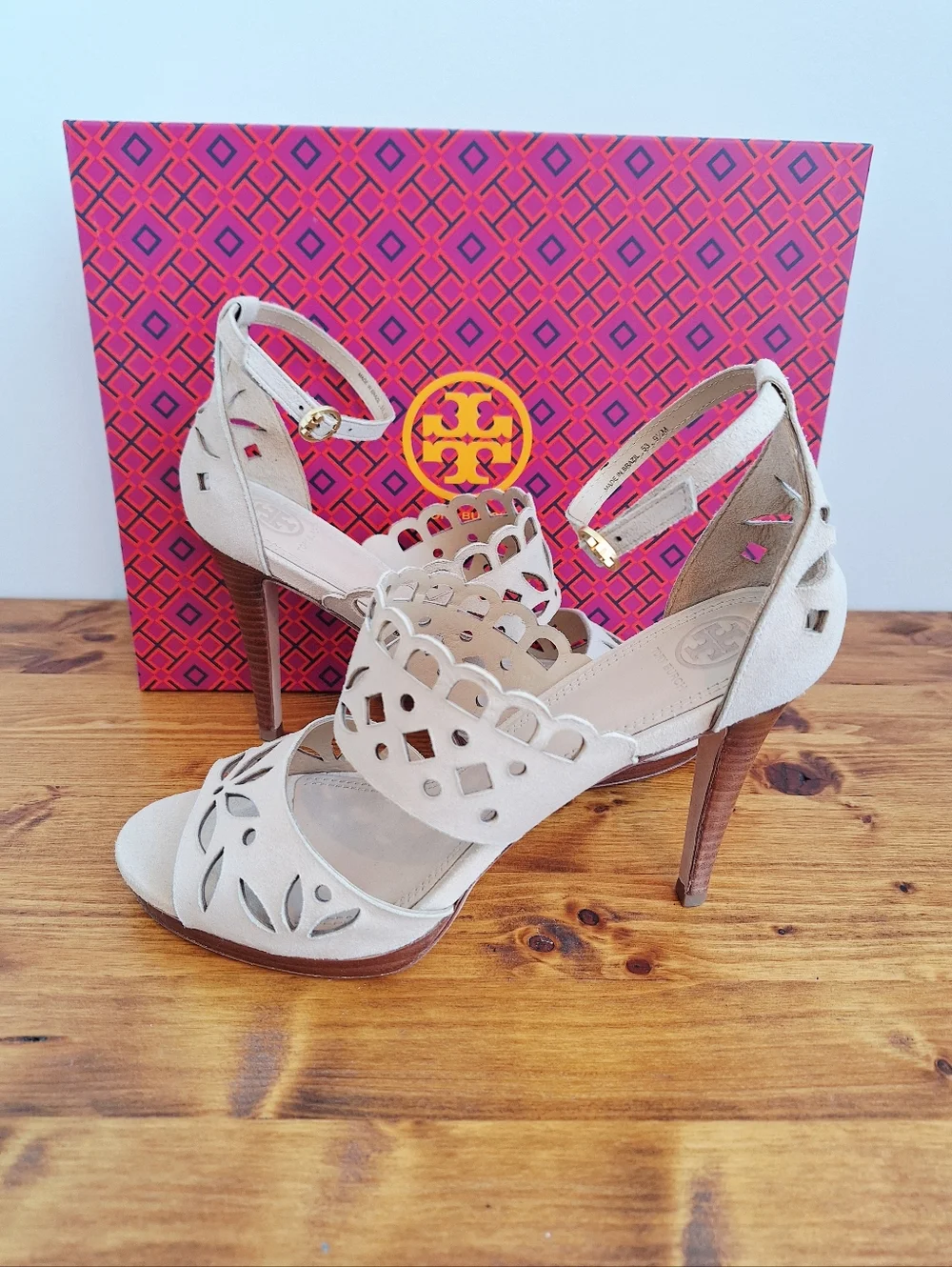 Tory Burch previously worn